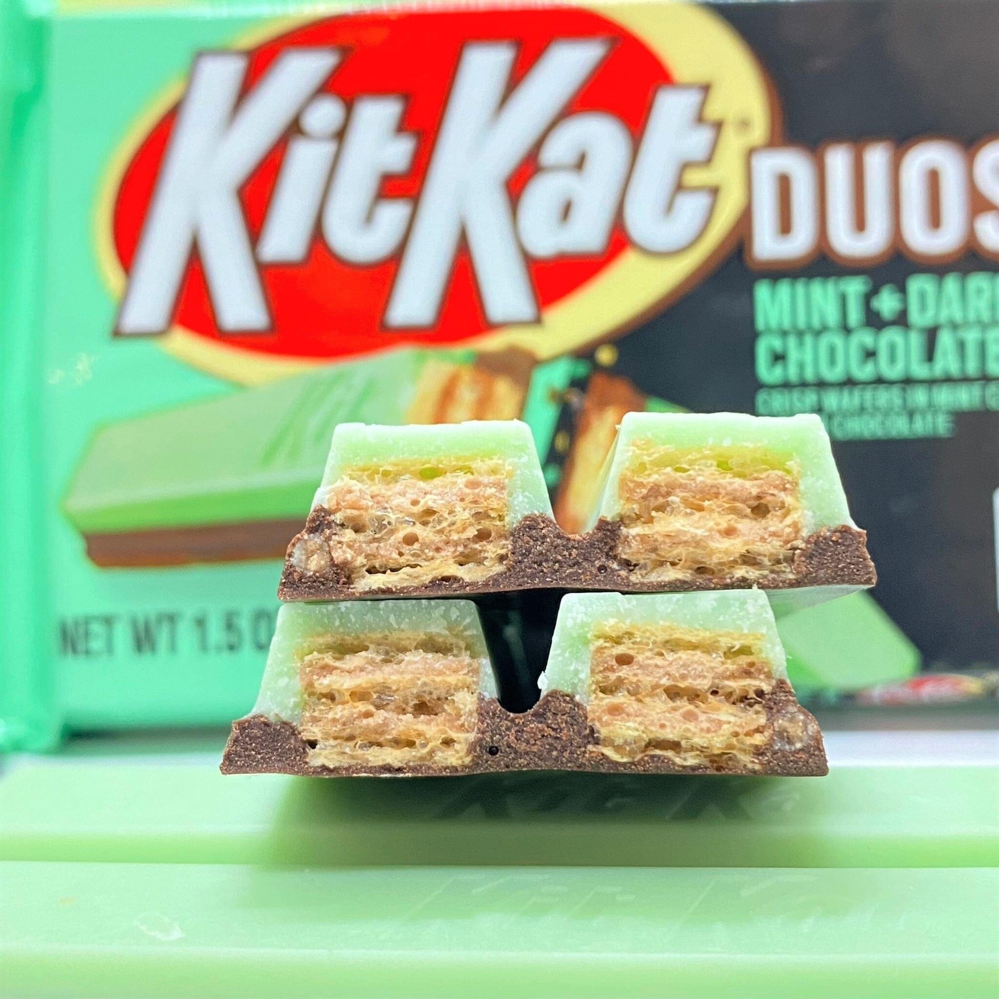 Kit Kat Duos Mint + Dark Chocolate Chocolate HERSHEY'S