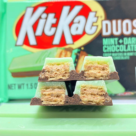 Kit Kat Duos Mint + Dark Chocolate Chocolate HERSHEY'S